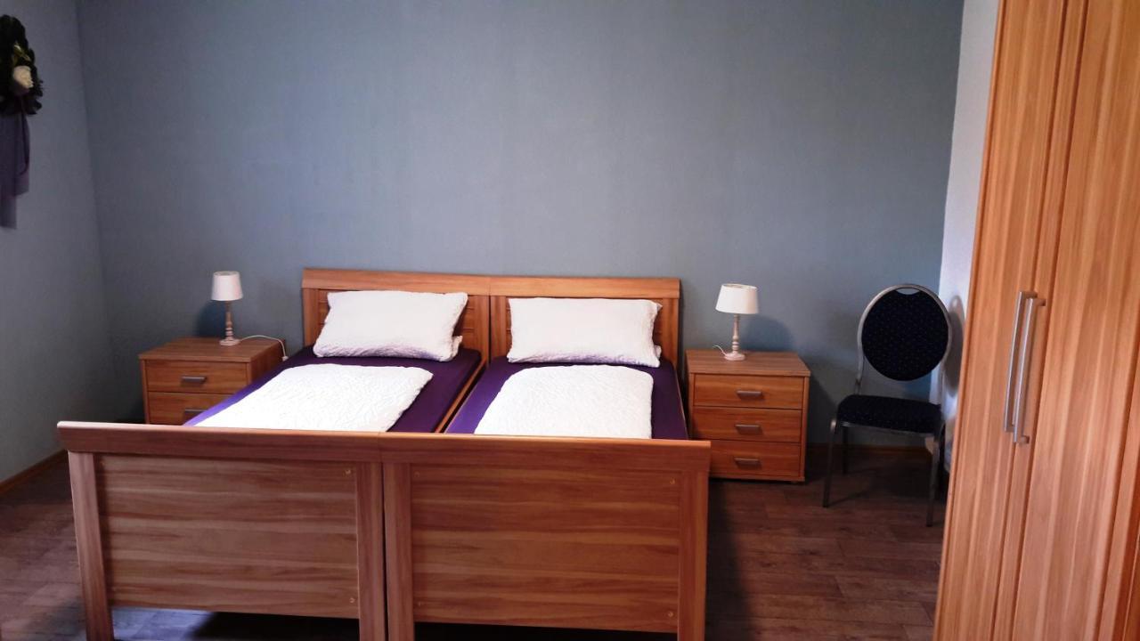Ferienwohnung Roeben ジンメラート エクステリア 写真