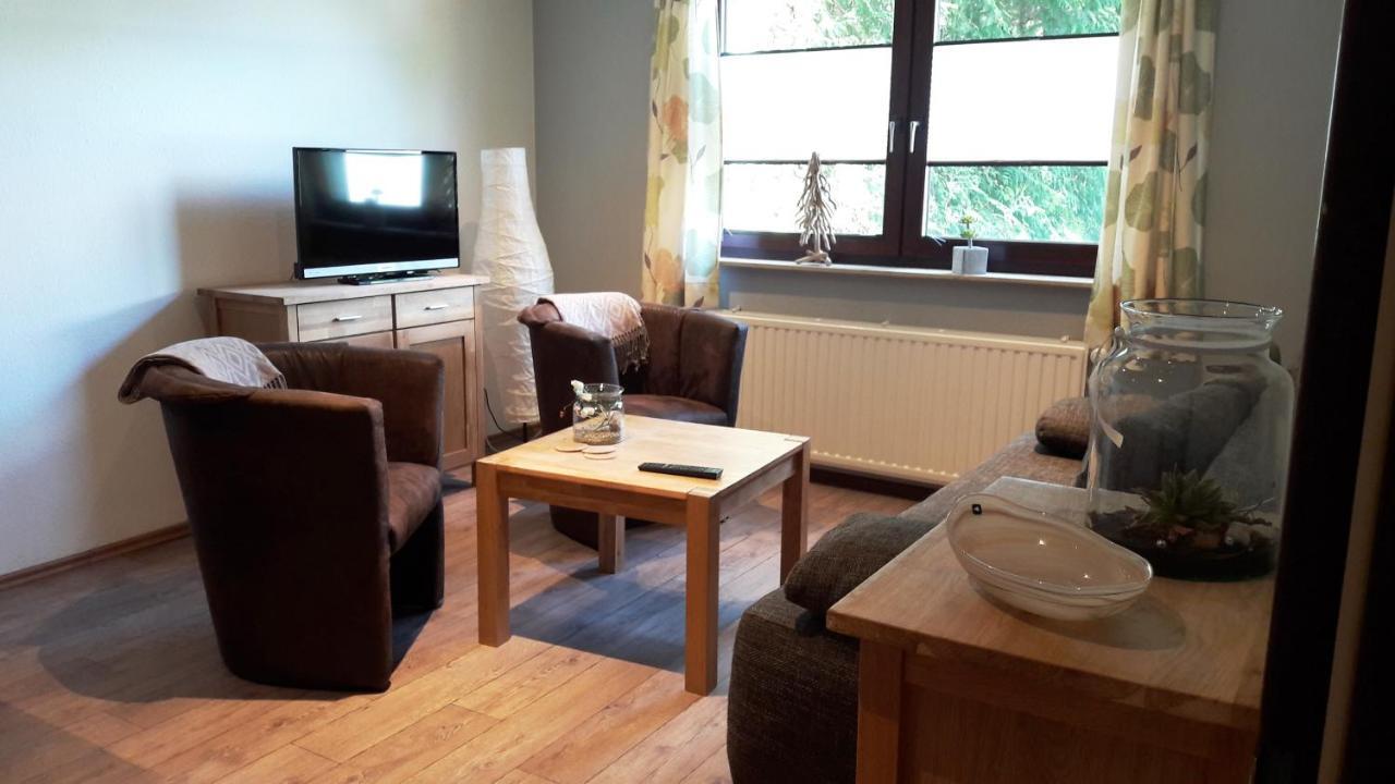 Ferienwohnung Roeben ジンメラート エクステリア 写真
